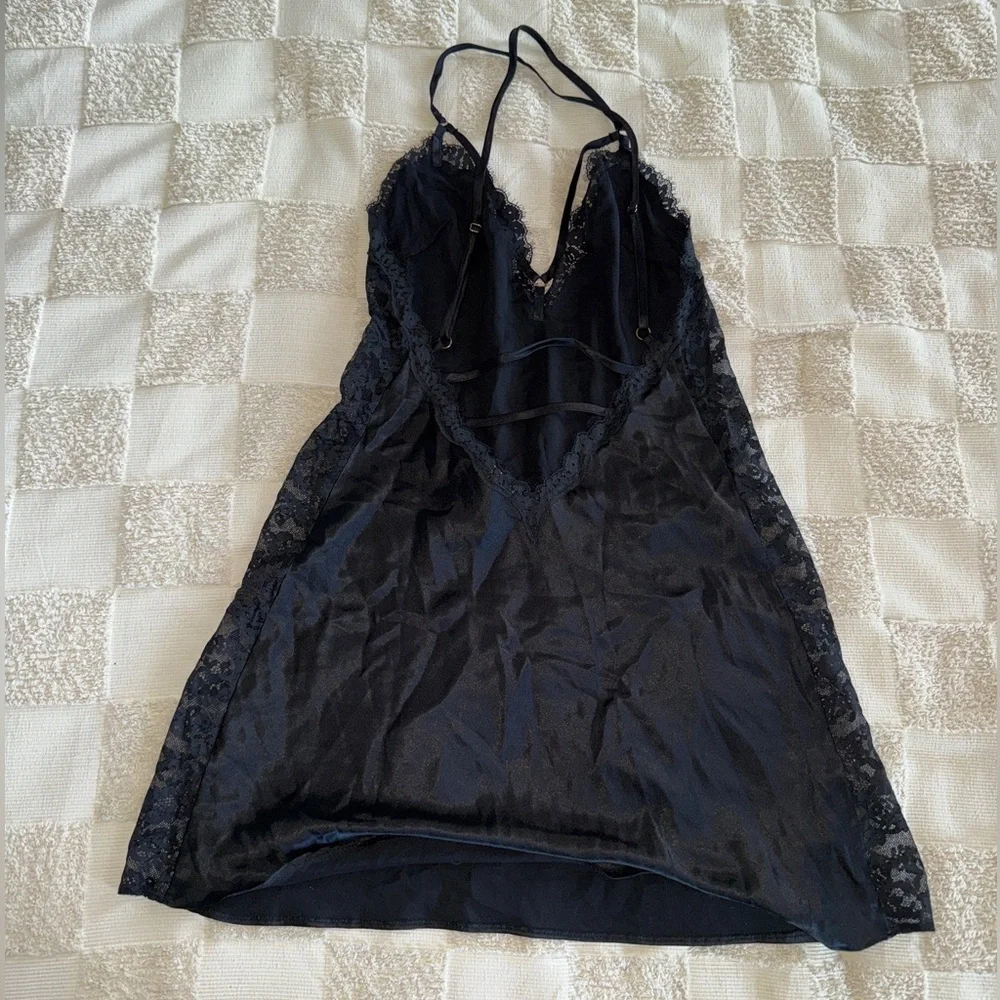 Victoria's Secret Black‎ Satin Chemise size M